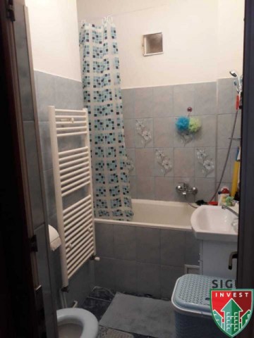 apartament-2-camere-de-vanzare-decomandat-zona-calea-gusteritei-10